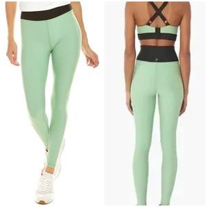 We Wore What Women's High Rise Leggings Green Black Size S NWT $78